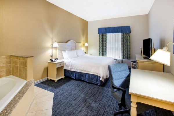 Hampton Inn By Hilton - Suites Cape Cod-West Yarmouth image 25