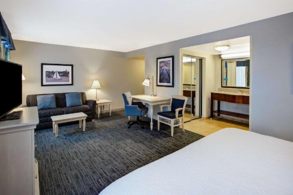 Hampton Inn By Hilton - Suites Cape Cod-West Yarmouth image 28